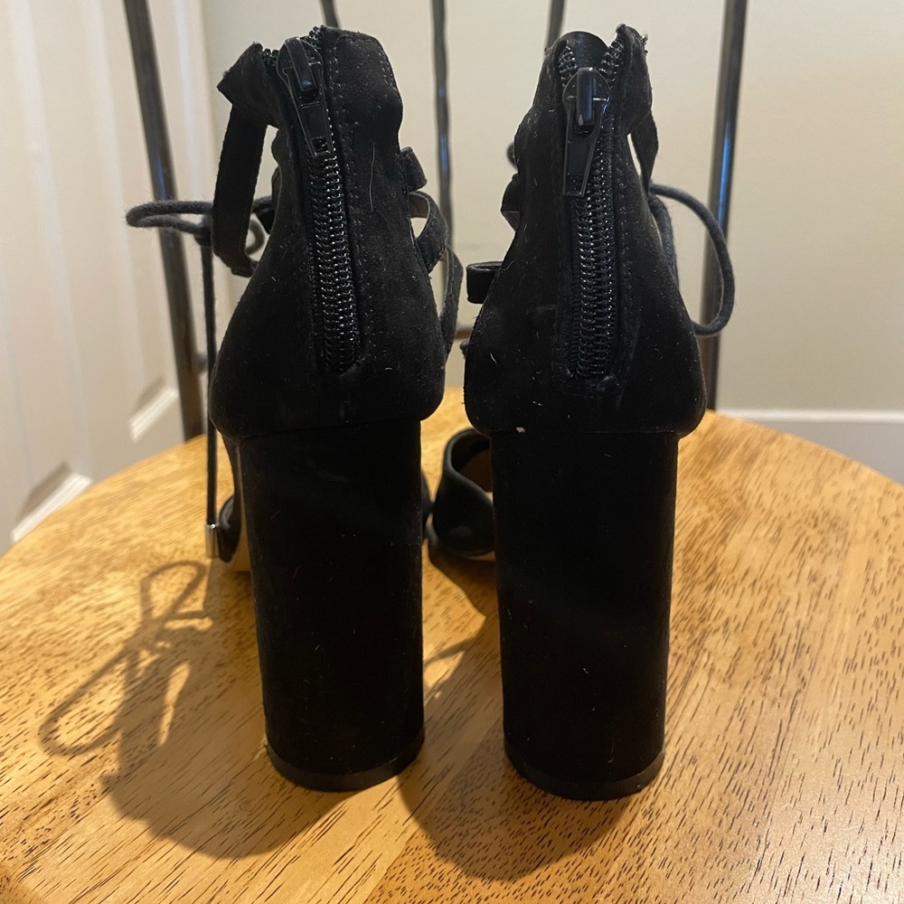 Express heels - Picture 3 of 4